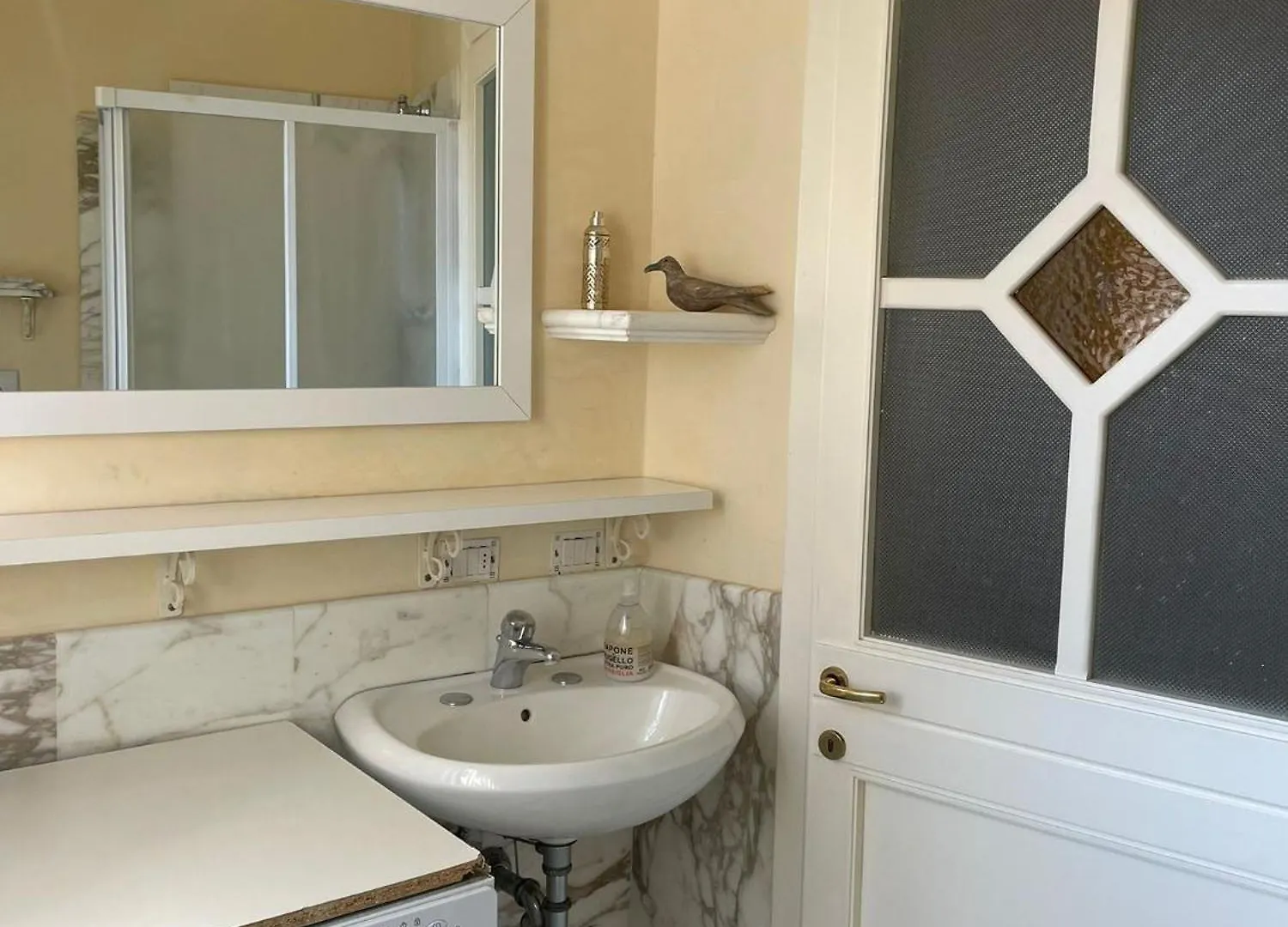 Elegant Apartment In Pietrasanta