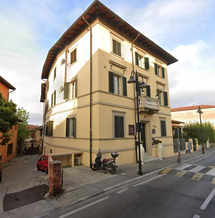 Elegant Apartment In Pietrasanta 0*,  Italy